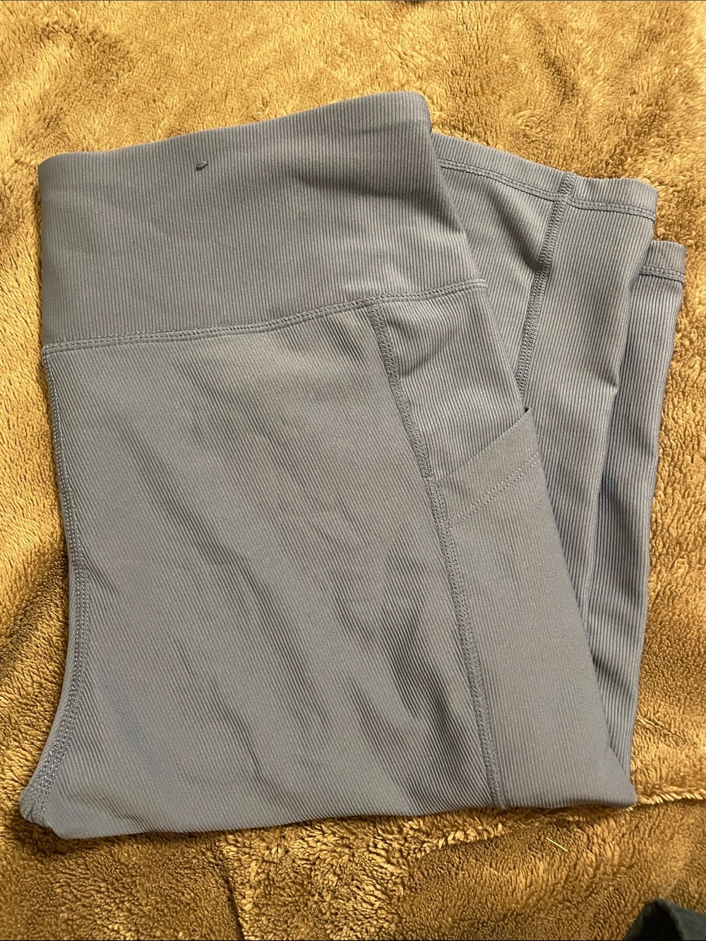 Capris - Picture 2 of 6